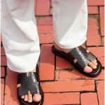 H-Cut Black Slide